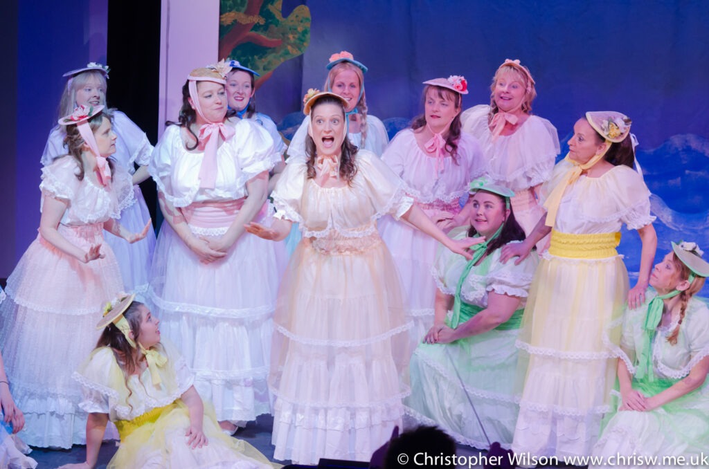 20151005 St Davids Players Pirates of Penzance CHR 9058