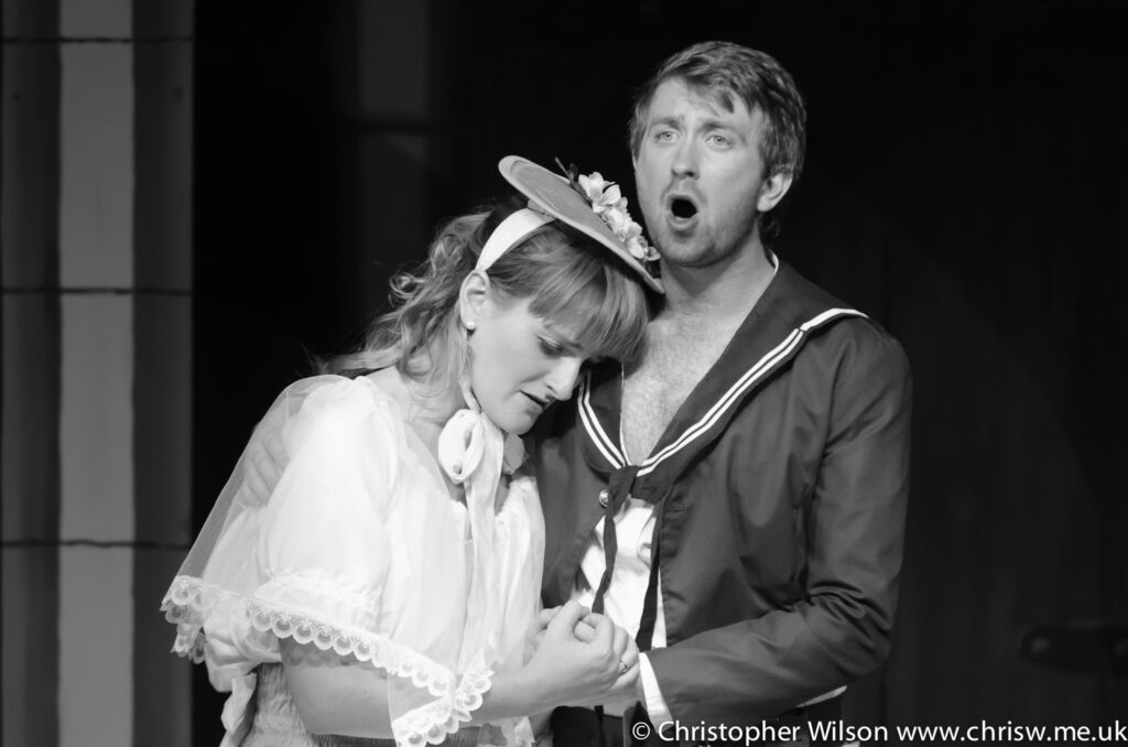 20151005 St Davids Players Pirates of Penzance CHR 9649